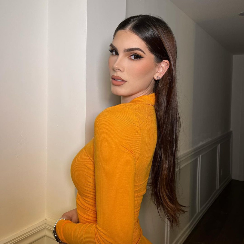 Top 15 Hot and Sexy Mexican Women & Girls (2024)