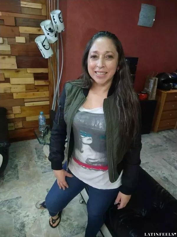 Tatiana, 40