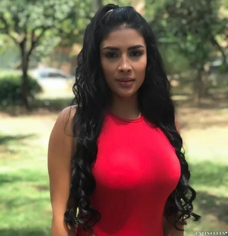 Yuliana, 34