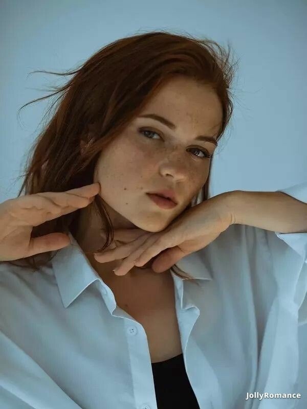 Tatiana, 21