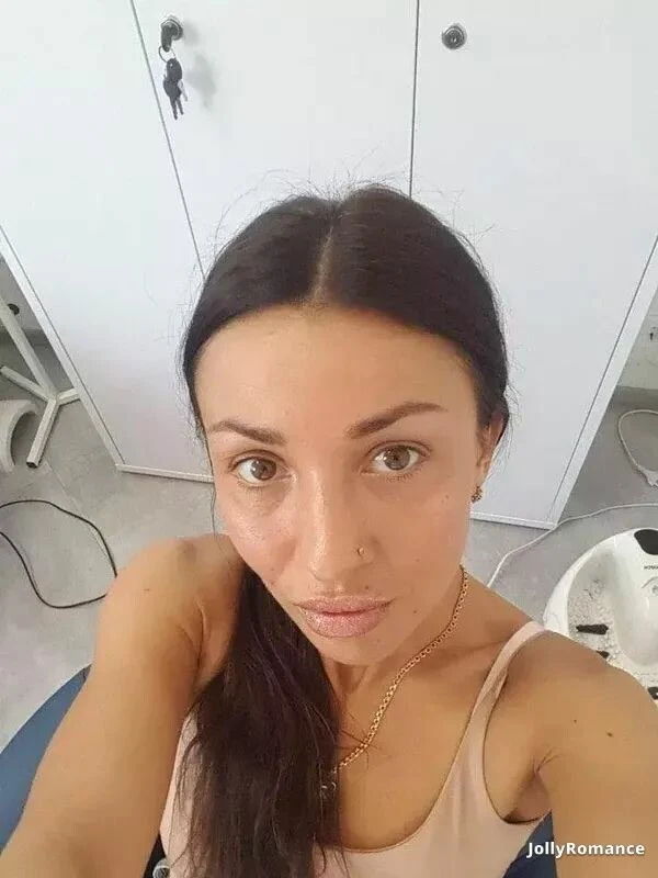 Varvara, 37